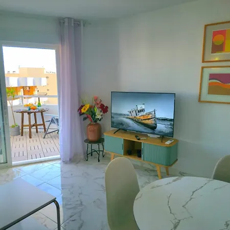 Nogalera Skyline Retreat One Bedroom Apartment With Balcony And Amazing Sea And City Views By Namaste Elite Torremolinos Exterior photo