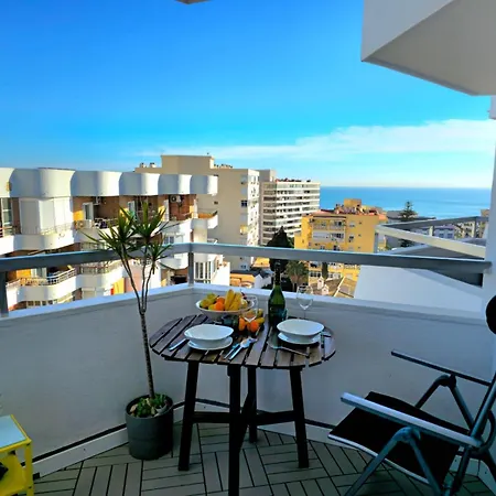 Nogalera Skyline Retreat One Bedroom Apartment With Balcony And Amazing Sea And City Views By Namaste Elite Torremolinos Exterior photo